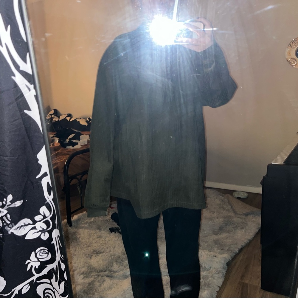 Oversized Sweater - Picture 2 of 3
